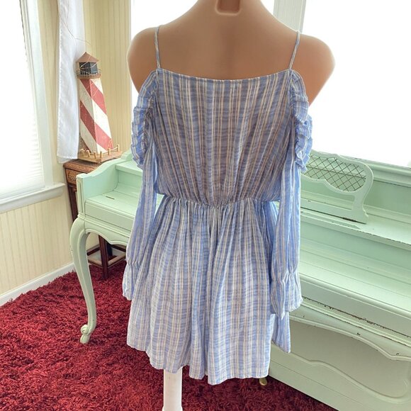 ZARA Basic Wrap Cold Shoulder Frill Ruffle Romper - Picture 7 of 11